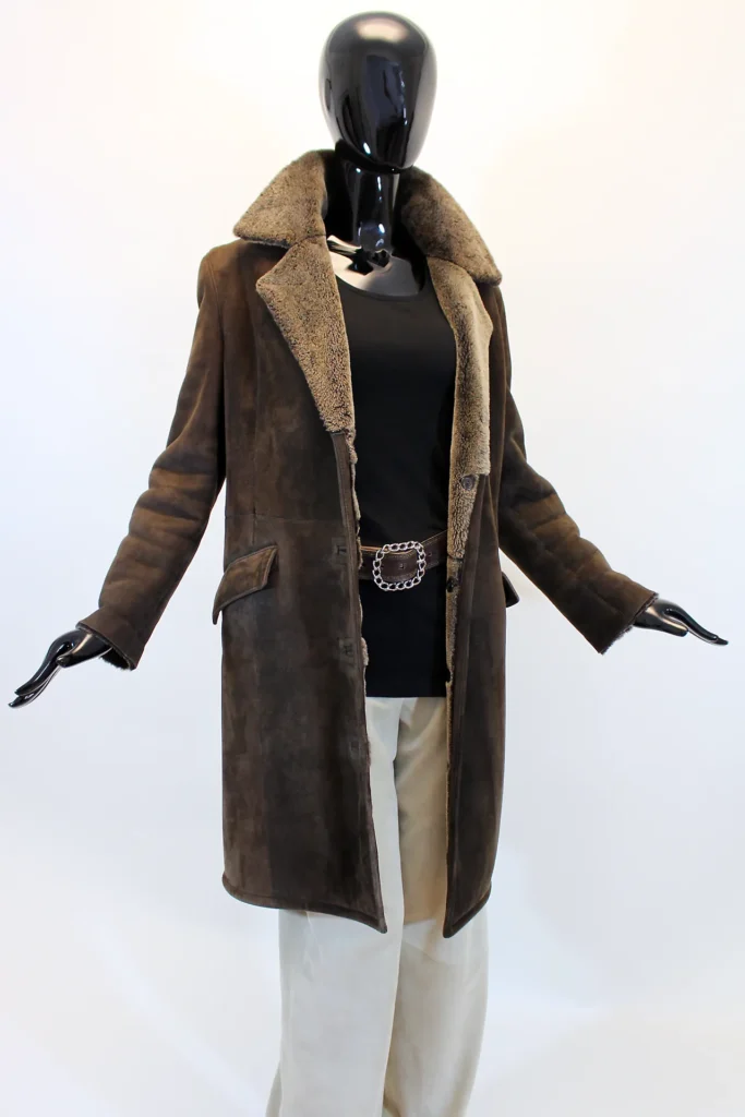 Mantel aus Merinolammfell mit Pattentaschen